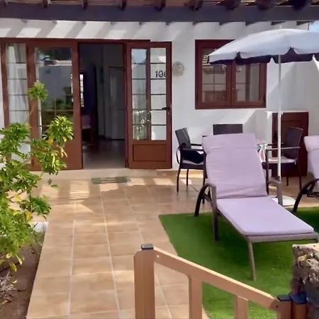 Brisas 106 * プラヤ・ブランカ